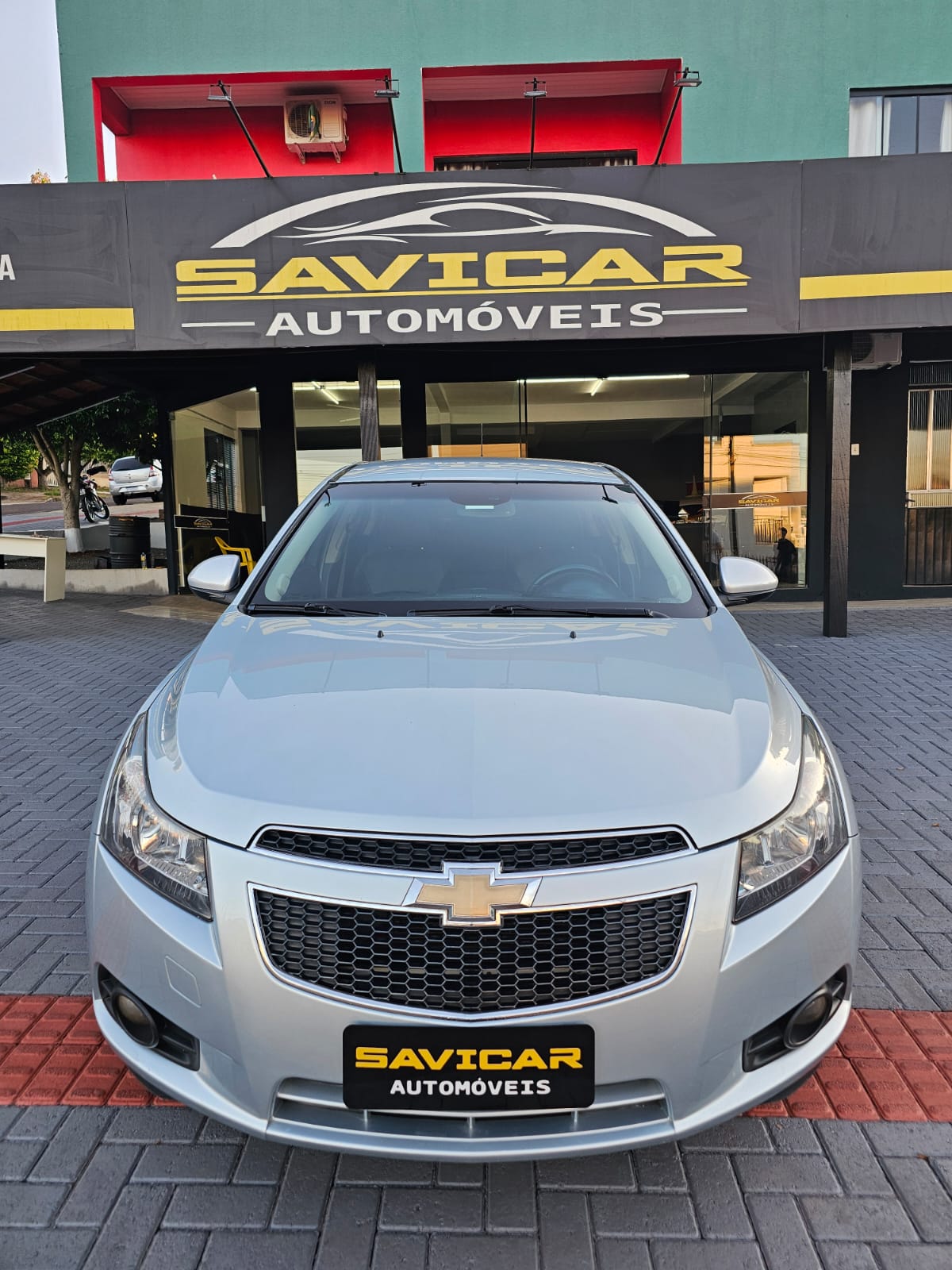 GM CRUZE SEDAN LT
